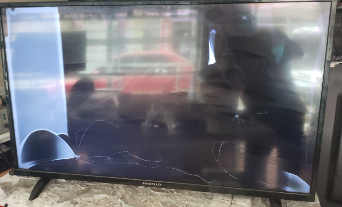 kırık tv ekran paneli tamir olur mu